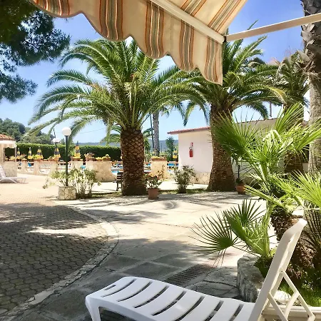 Aparthotel Palm Garden 3*