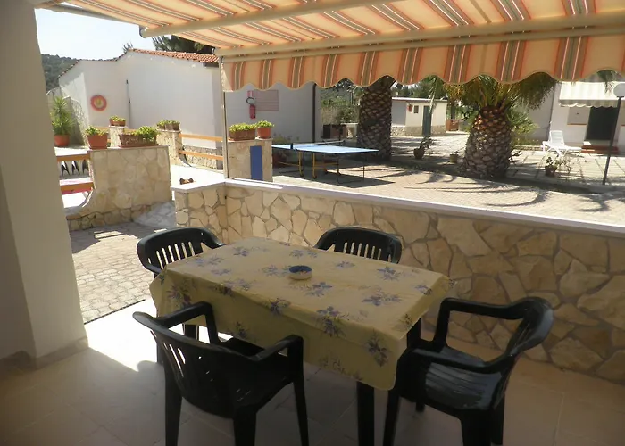 מלון דירות Palm Garden 3*
